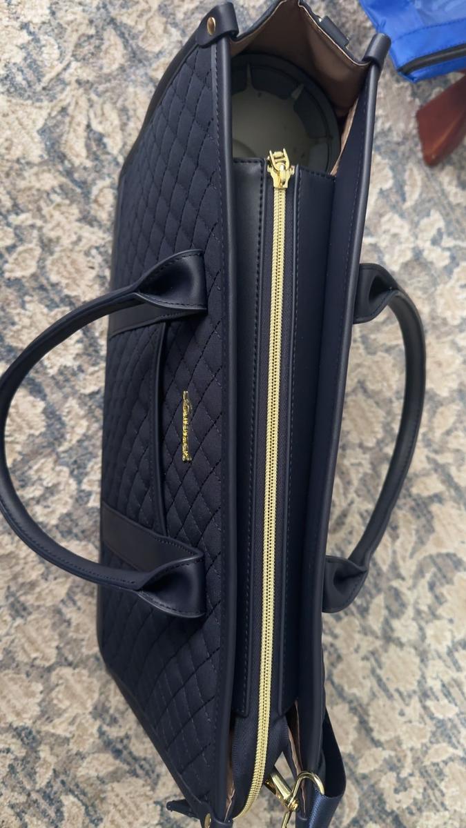 Item: Dark Blue, 15.6‘’