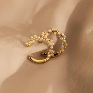 Pearl Cluster Huggies by Caitlyn Minimalist - Pearl Twist Huggie Hoop Earrings in Gold & Silver - Dainty Wedding Jewelry - Bridal Shower Gift