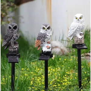 Outdoor Garden Owl LED Solar Light — Courtyard Realistic Animal Resin Lawn Stake Lamp