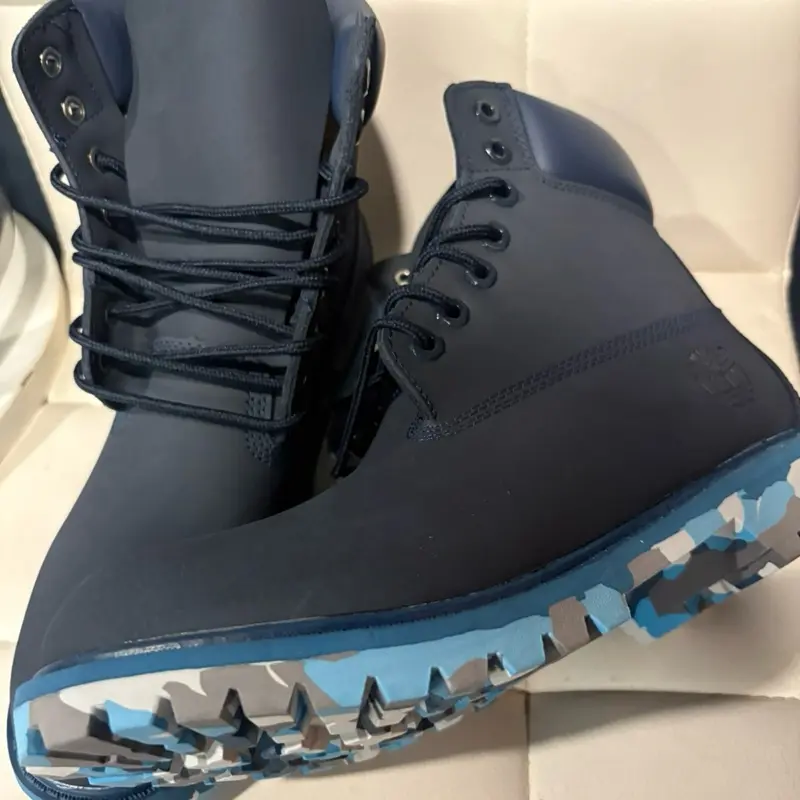 Timberland Navy Blue and Camo Boots with Durable Lace-Up Closure and Comfortable Sole size 11