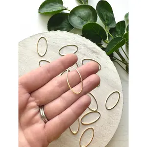 Oval Bezel Charm - Gold (10pc)