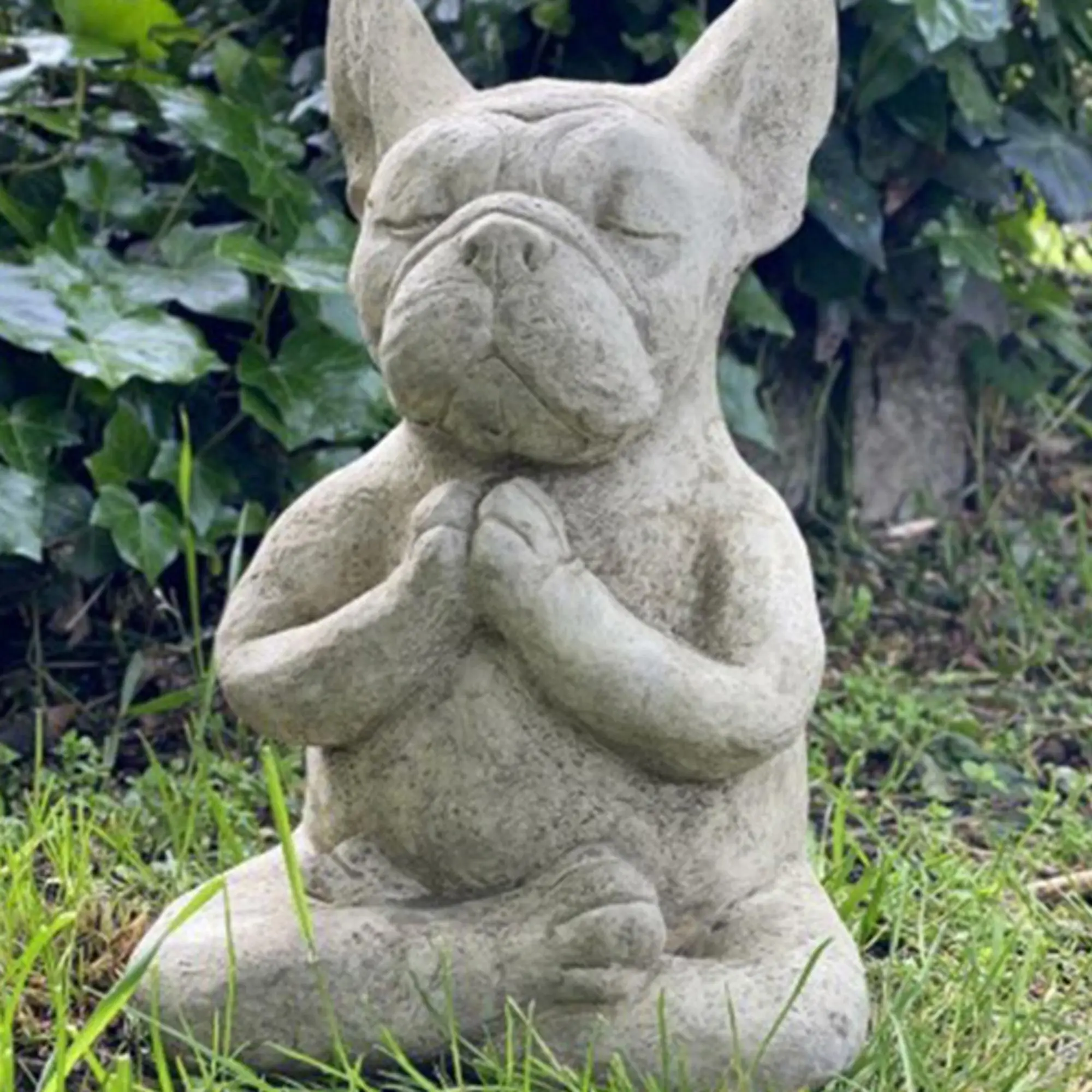 Cute Dog Design Garden Resin Ornament, 1 Count Garden Buddha Dog Sitting French Bulldog Ornament Decor, Meditating Statue Decoration Figurines Statue
