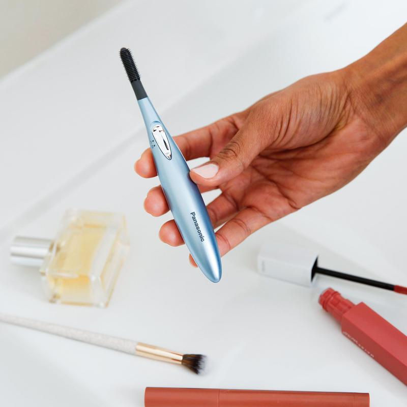 Panasonic Heated Eyelash Curler Comb, Gently Heat Lashes to Lift and Curl with No Pinching, Use with or without Mascara