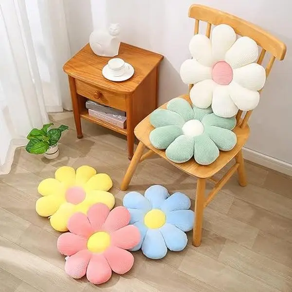 2026 Modern Daisy Flower-Shaped Decorative Cushion, Christmas Gift Throw Pillow for Home Sofa and Bedroom Decor