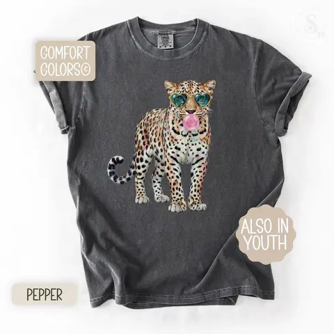 Comfort Colors Leopard Shirt Leopard Bubblegum Sunglasses T-Shirt Cute Animal Print Tee