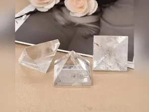 1pc Natural Crystal Clear Quartz Pyramid Quartz Healing Stone.