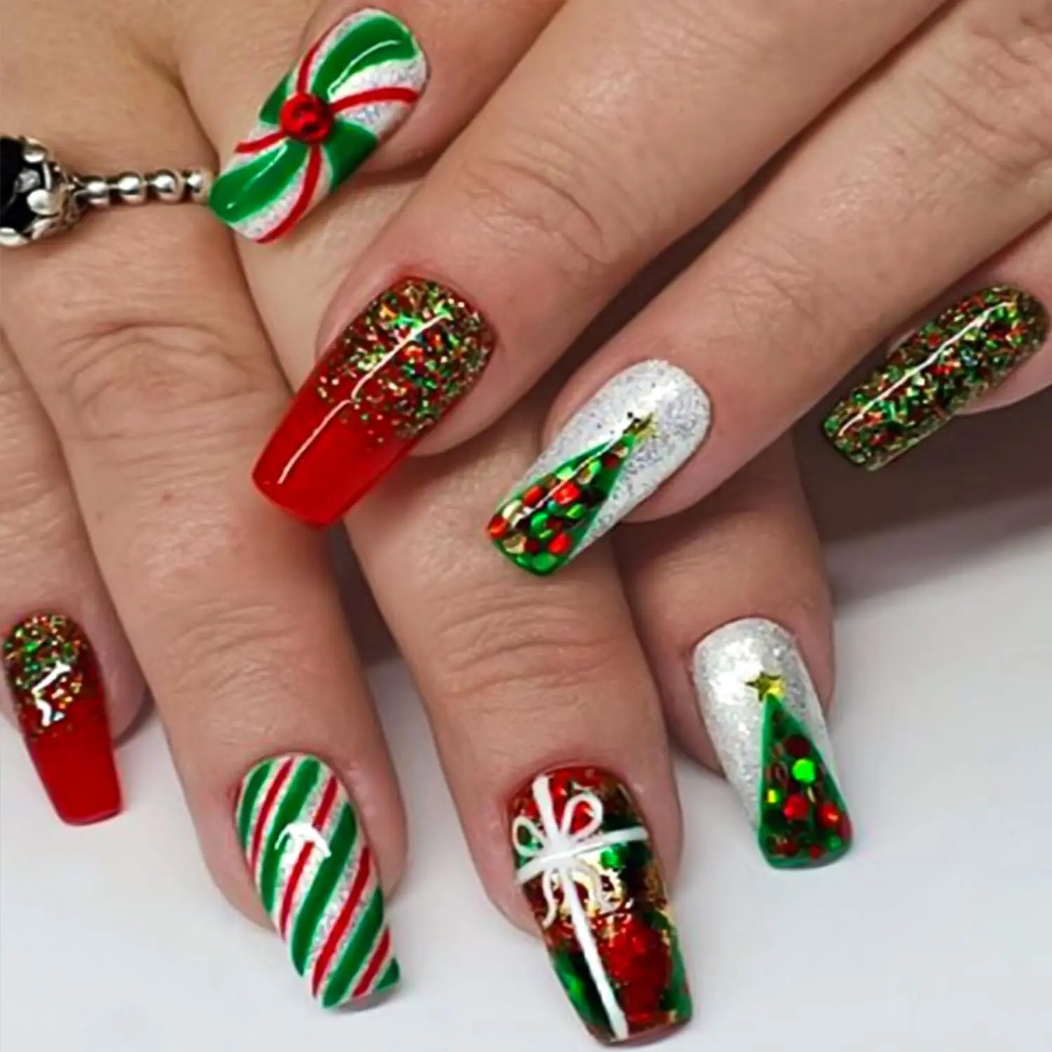 TULOBI Christmas press-on nails, medium coffin shape, 24 pcs,green and red stripes,Christmas tree designs,glitter,full cover artificial acrylic nails