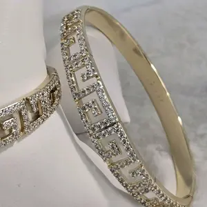 # 0148 Bangle adiamantado alta calidad 14k talla #7