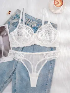 Plus Size Women's Solid Color Lace Underwear Set, Elegant Comfortable Breathable Adjustable Strap Triple-Breasted Underwire Bra & Panty Set, Women's Underwear Set for All Seasons