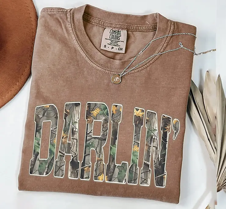 Comfort Colors Darlin Camo Graphic Tee, Southern Country Girl Shirt Women, Western Hunting Aesthetic T-Shirt