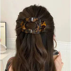 5-Piece Premium Shell Claw Clip:Leopard Flat Claw Clips, Individually Packaged!While a touch premium, top-tier craftsmanship delivers noble.Ergonomic flat design ensures all-day comfort, no bumps driving or sports-what you see is what you get! [002]