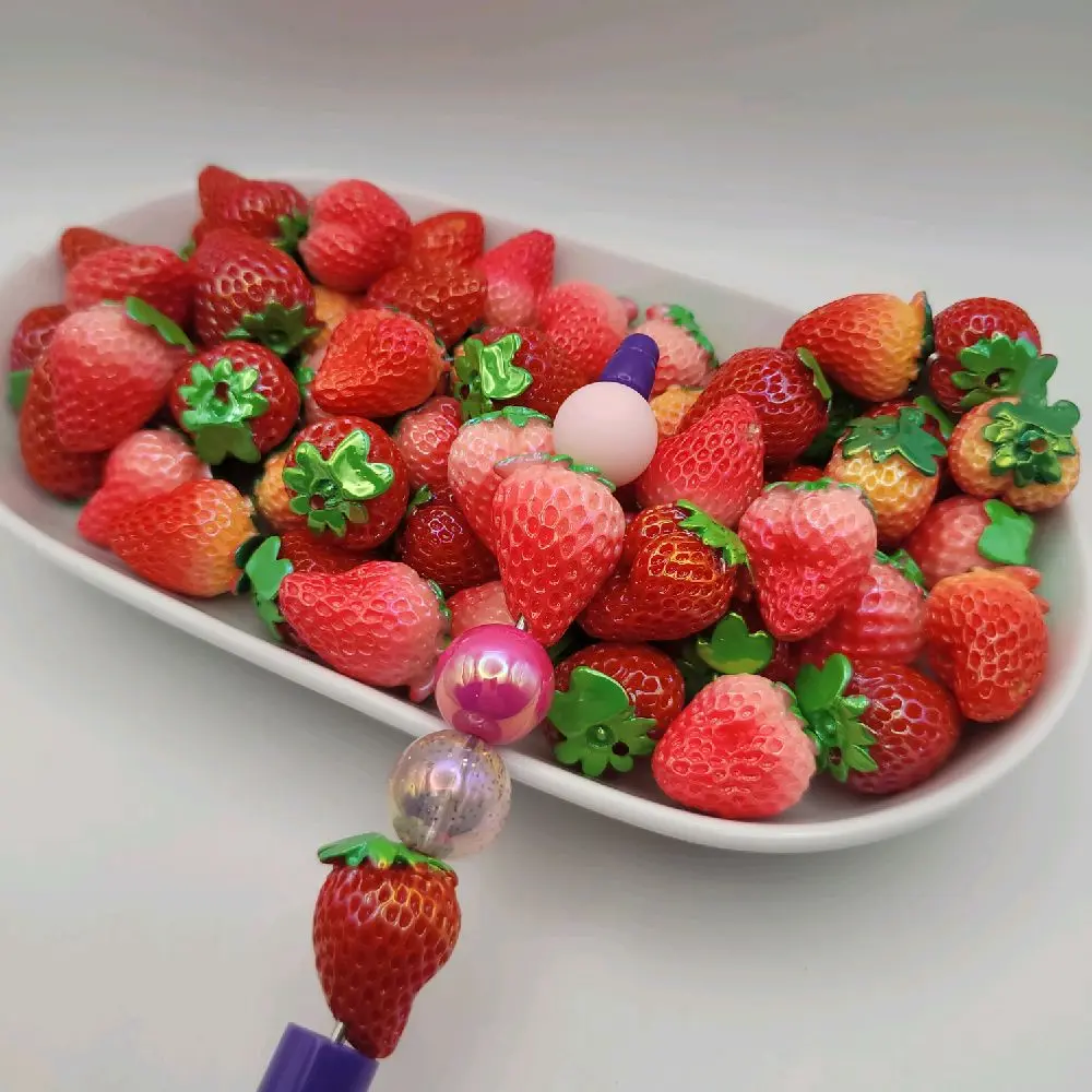 Hand-Selected Realistic Look Strawberry Acrylic DIY Beads Assortment - 20x25mm Heart Charm, 5 or 10 Pieces Option, Lightweight & Durable for Beadable Pens, Keychains, Beads Making Crafts, Beads And Accessories, Diy Craft Embellishments