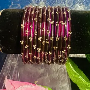 Prismatic Sparkle: Faceted Kashmiri Bangle Set | Gilded Horizon: Dotted Multi-To