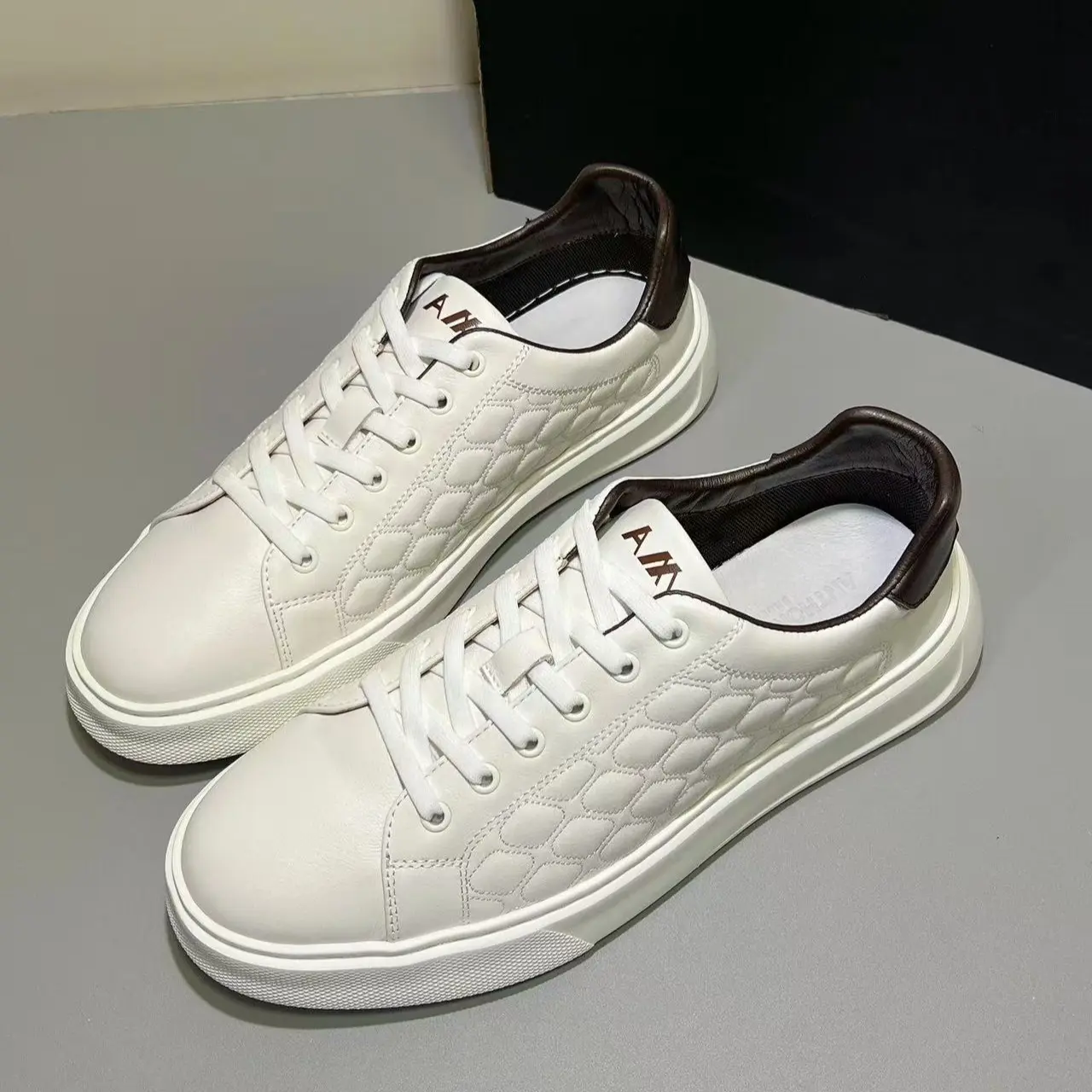 Ladies Textured White Leather Look Trainers Chunky Flat Sole Daily Casual Board Sneakers