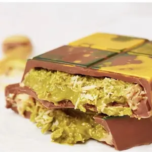 Viral Dubai Knafeh Pistachio Milk Chocolate Bar - Delicious Snack - Bonbon, Sweet 3.8oz -4oz 2 pieces