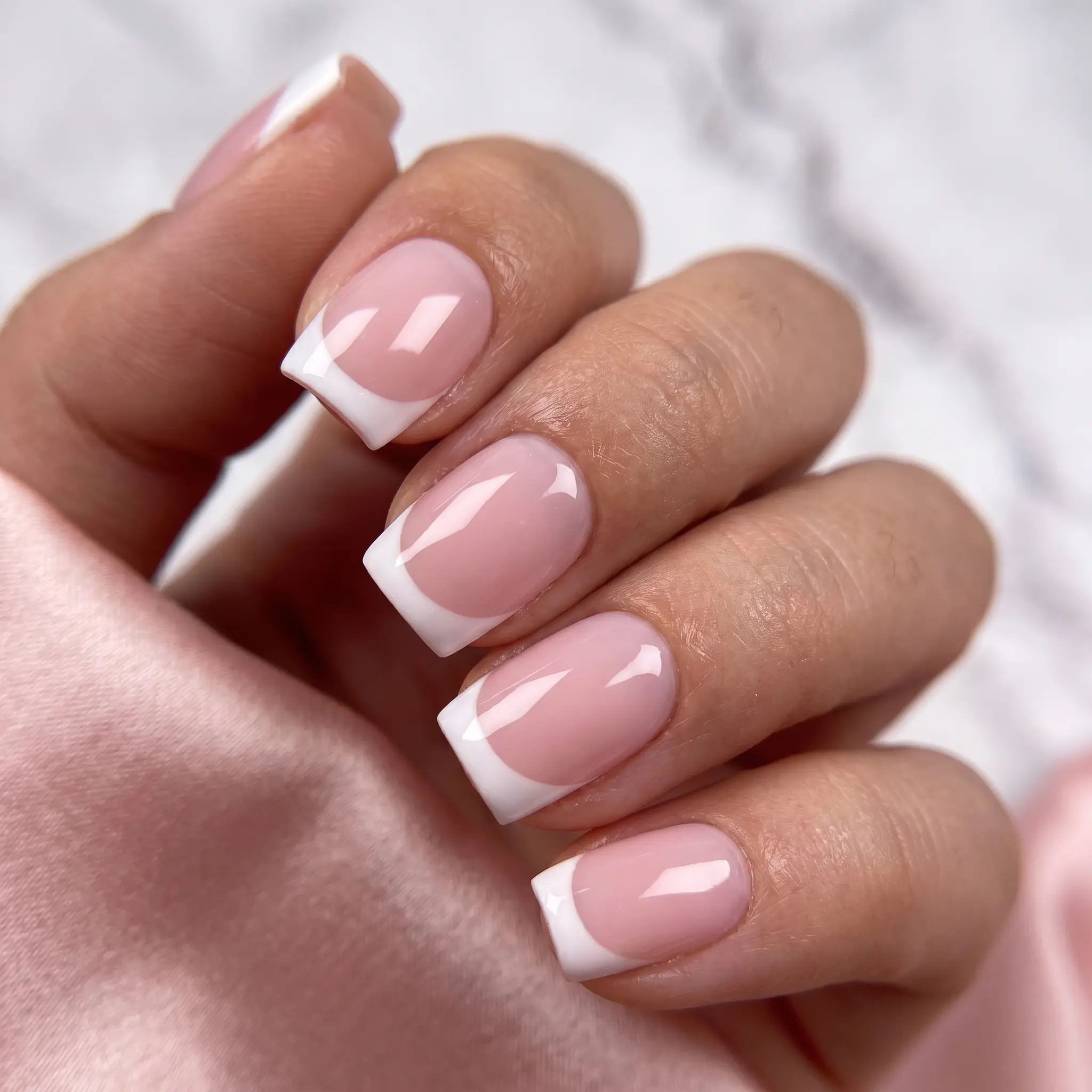 24PCS Short Square Acrylic Press On Nails, Blush Pink French Tip, Reusable Glossy DIY French Nail Art Kit for Everyday Wear, Acrylic Press On Nail
