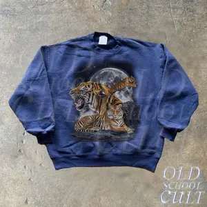 Three Tigers Vintage 90s Graphic Shirt, Retro Moon Nature Tee, Cozy T-Shirt Sweatshirt Hoodie CS0