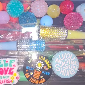 Beaded Pen Kit - Supplies for Making 4/5 Focal Pens Included silicone