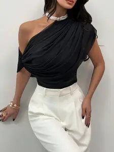 A black one-shoulder draped ruched bodysuit with sheer mesh splicing, designed in a retro hot girl style. Suitable for beach vacations, pool parties, dinner inner wear, street looks and other occasions. Womenswear