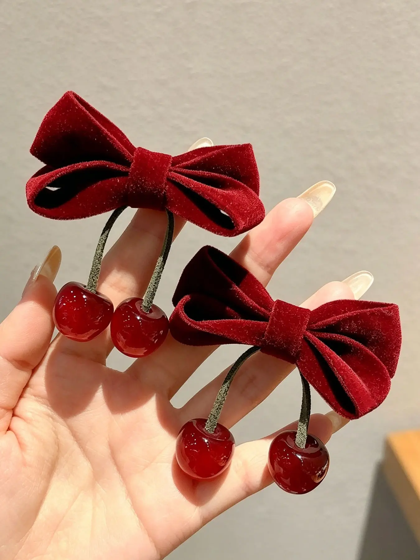 2 Pcs Women's Elegant Wine Velvet Bow Hair Clips, Fake Cherry Pendant Decoration, Daily Commute Accessory, Gift Idea, Fashion Hair Accessories