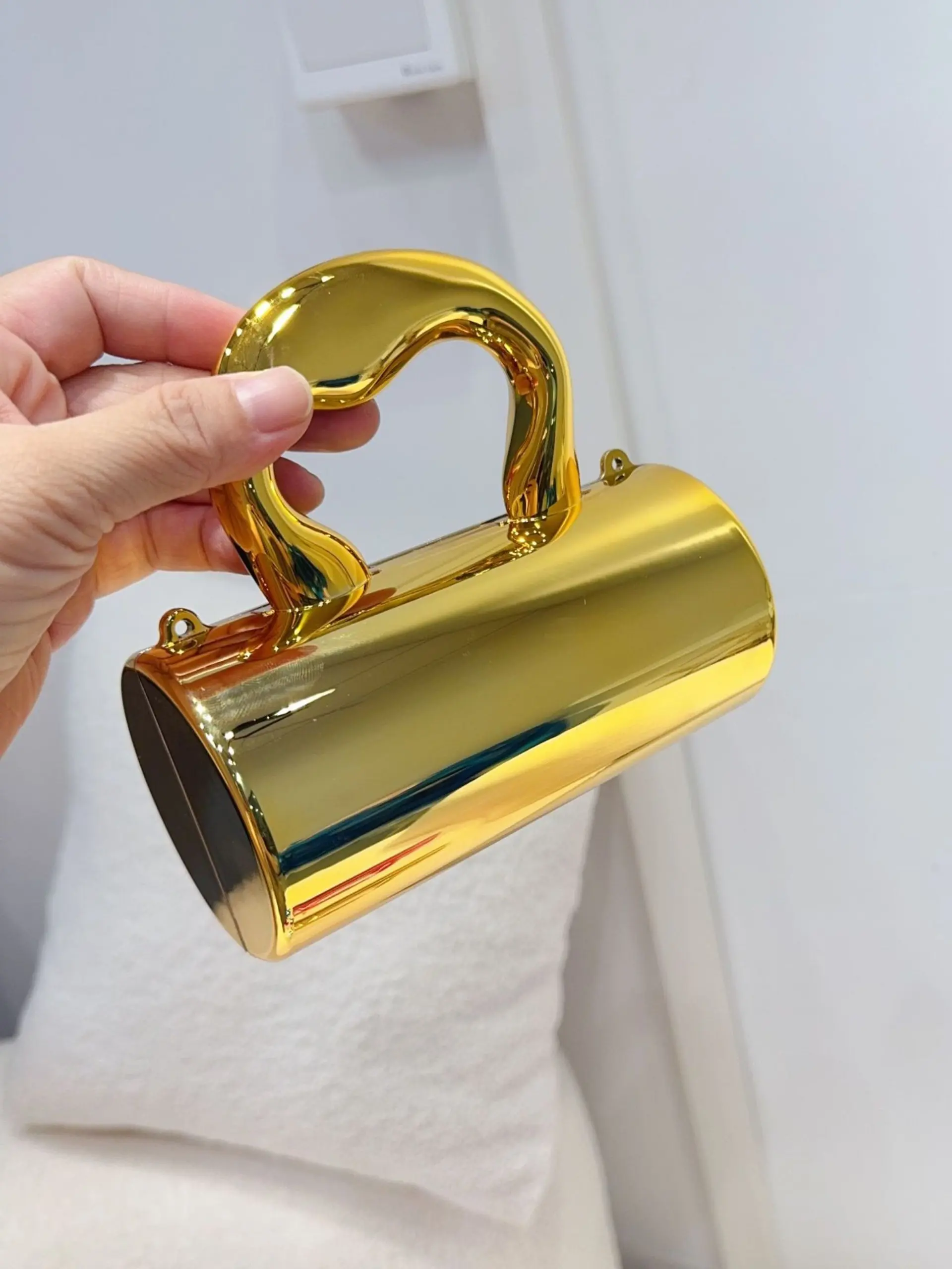 New Fashion Classic Solid Color Mirror Acrylic Box Bag, Personalized Handle Handbag, Perfect for Travel and Shopping