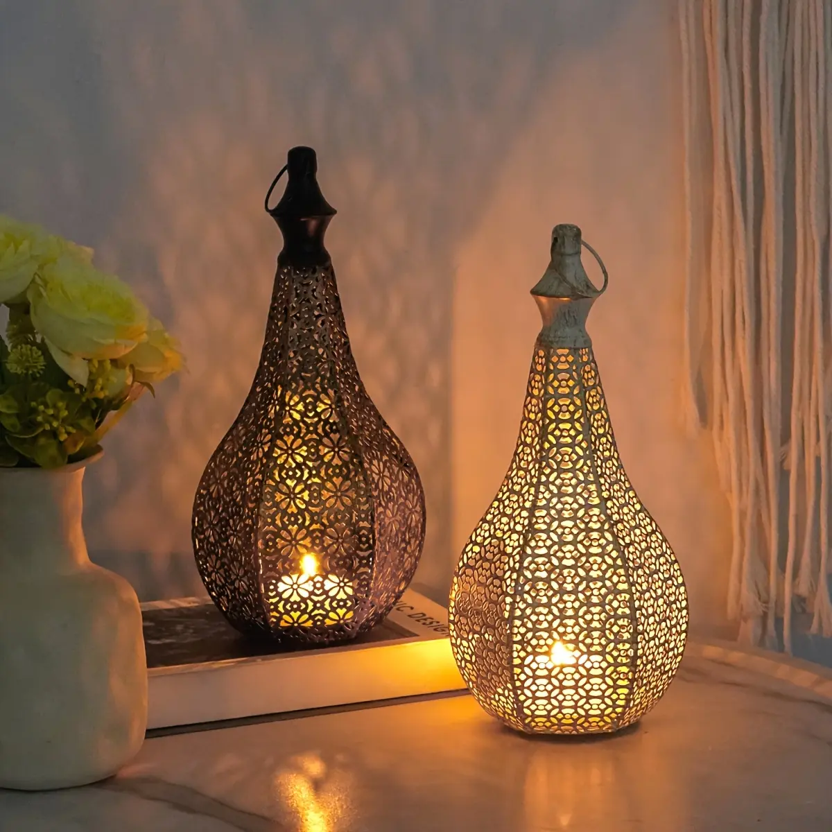 1pc Moroccan-style ironwork hollowed-out candlestick, Decoration candlestick- Retro home candlestick set decoration for weddings, festivals, Christmas and Halloween - Perfect match for living room atmosphere (Candle not included)