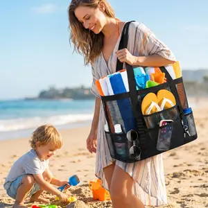 Summer large-capacity handbag with open interior. Multiple pockets for good ventilation. Beach-style handbag.
