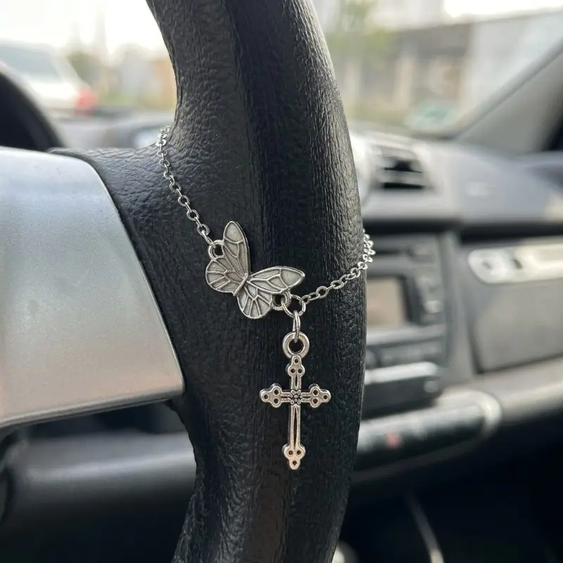 Glowing Butterfly Steering Wheel Ornament, Unique Car Decorative Accessory, Fashionable Gift for Car Enthusiasts, Stylish Automotive Decoration, Car Accessories, Car Ornaments