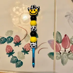 5mm crochet hook