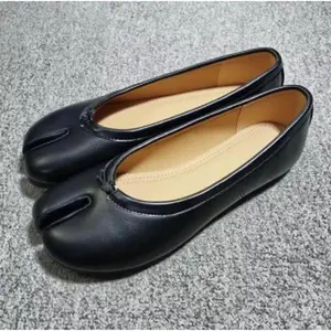 Fashion Soft Leather Split Toe Women Tabi Ballet Flats Spring Autumn Comfortable Walking Lazy Loafers Casual Girls Dance Shoes Round Toe Slip On Plain Black