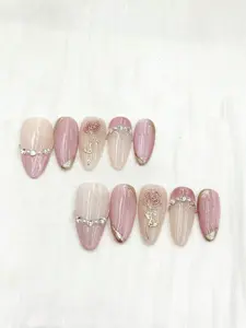10 long, handmade artificial nails with a delicate rose pattern, premium finish, removable and reusable, suitable for everyday wear and as a Christmas gift.