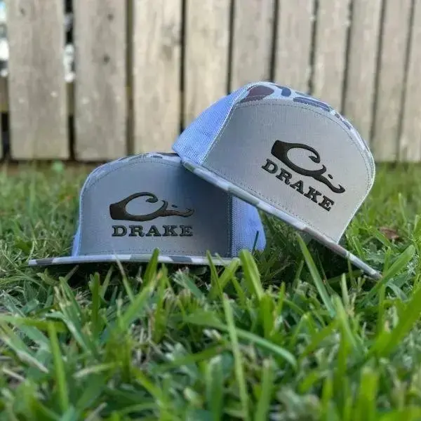 Drake Logo Camo Trucker Hat, Old School Bottomland 7 Panel Snapback Cap, Embroidered Hunting Hat for Men and Women