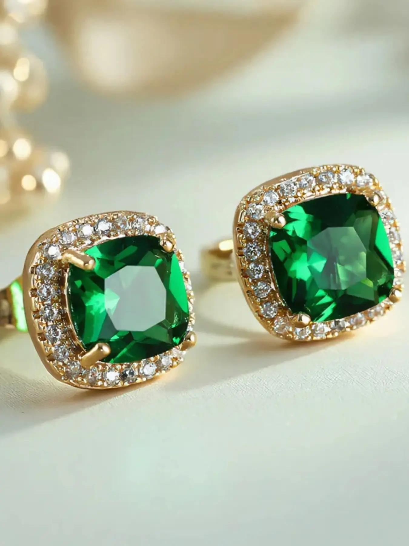 Female Luxury Green Synthetic Crystal Zirconia Stone Brilliant Stud Earrings Vintage Gold Color Wedding Jewelry For Women High Quality Earrings