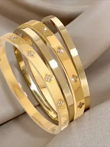 4pcs Light Luxury Elegant Stainless Steel Bracelet Set, Stackable Bracelets, Elegant Jewelry Bracelet, with a simple design, suitable for daily commuting, dating, and gatherings, This is an exquisite gift for her