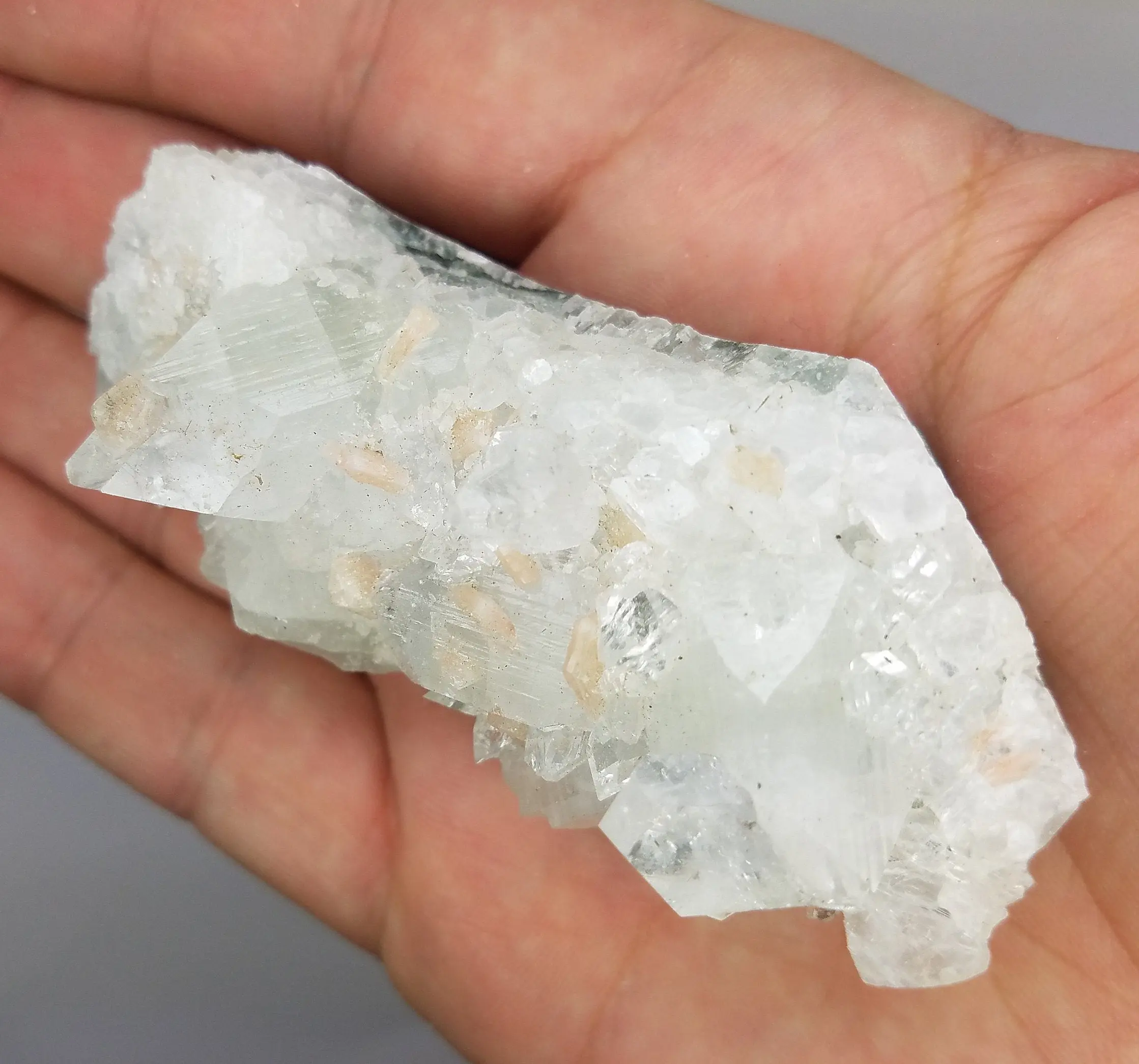 Select Apophyllite Stilbite Cluster Specimen – Ap10