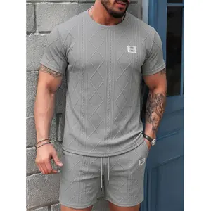 Men’s textured jacquard casual two-piece set for summer: short-sleeve T-shirt + shorts. Loose and breathable, versatile for everyday wear, commuting, and going out.