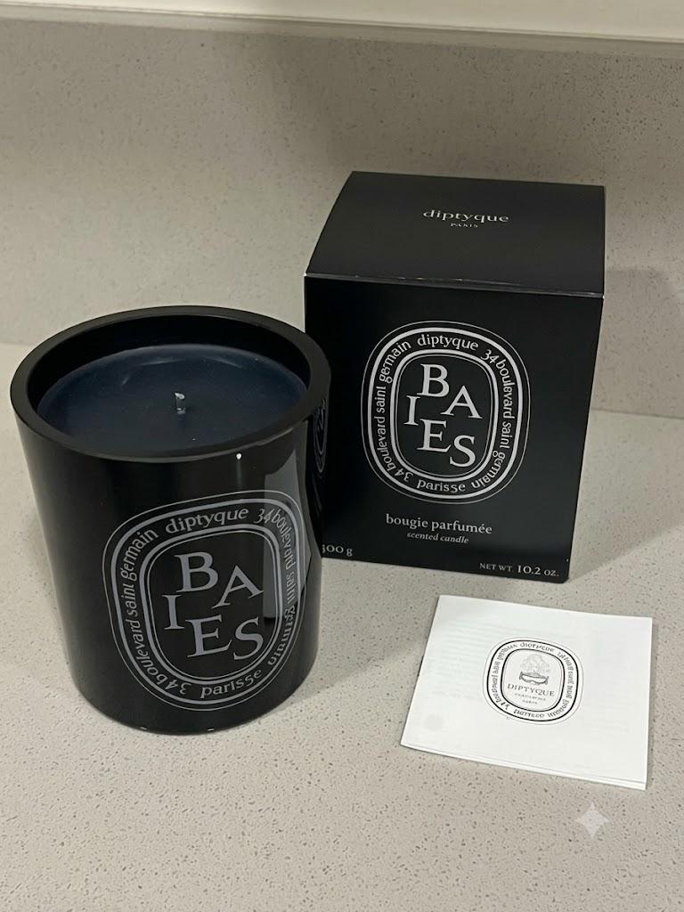 Pack 2 Diptyque Black Baies Scented Candle - Paris Icon, Blackcurrant & Rose Notes, 10.2oz, 75 Hours Burn Time, Home Decor for Cozy Spaces