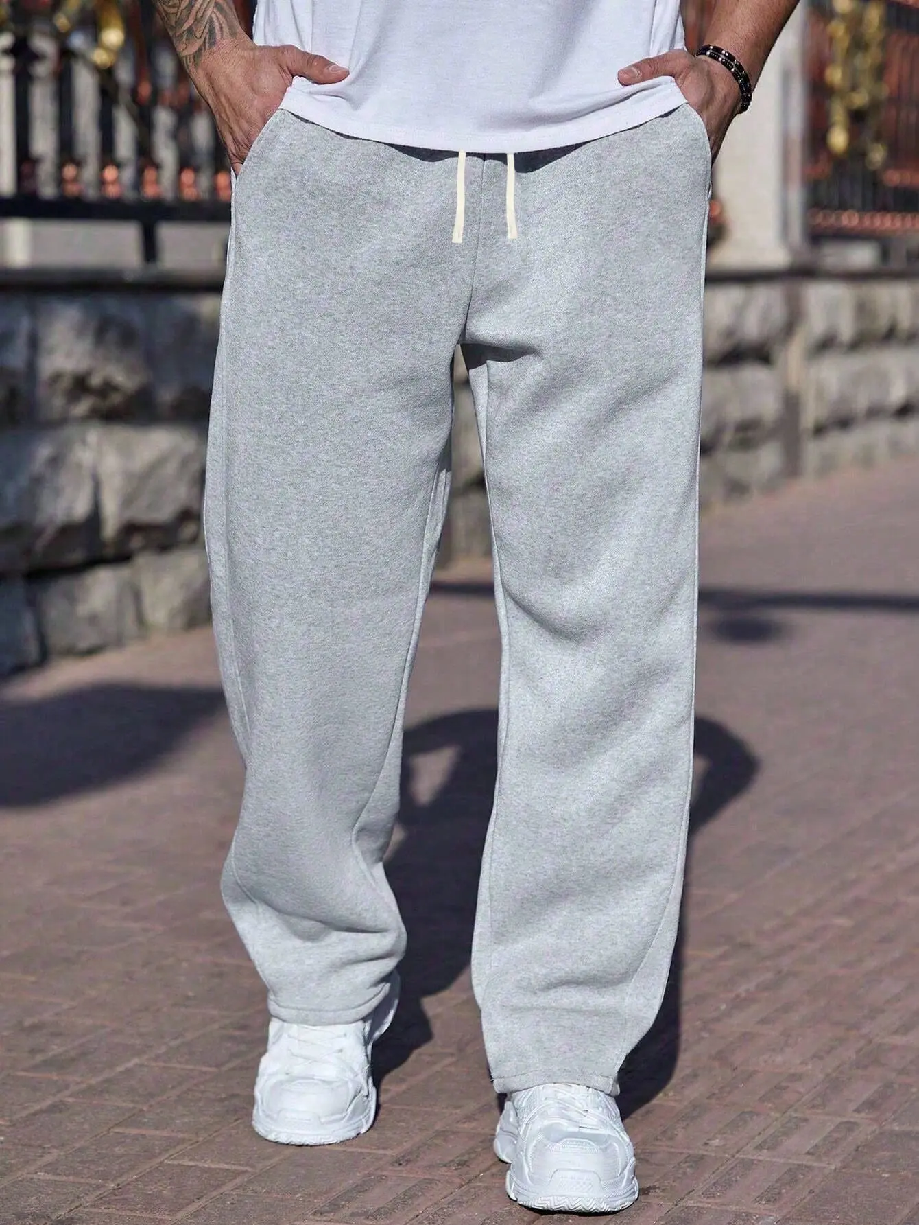 Men’s loose straight-leg athletic pants with drawstring design, gray, suitable for autumn/summer wear, casual style