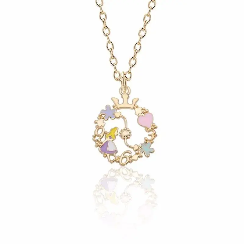 Female Alice Themed Roman Figure Pendant Necklace, Kawaii Love Heart Geometric Jewelry for Women, Meaningful Gifts for Christmas Party Accessories, Alice Themed Necklaces, Party Gifts, Chain Jewelry Necklaces