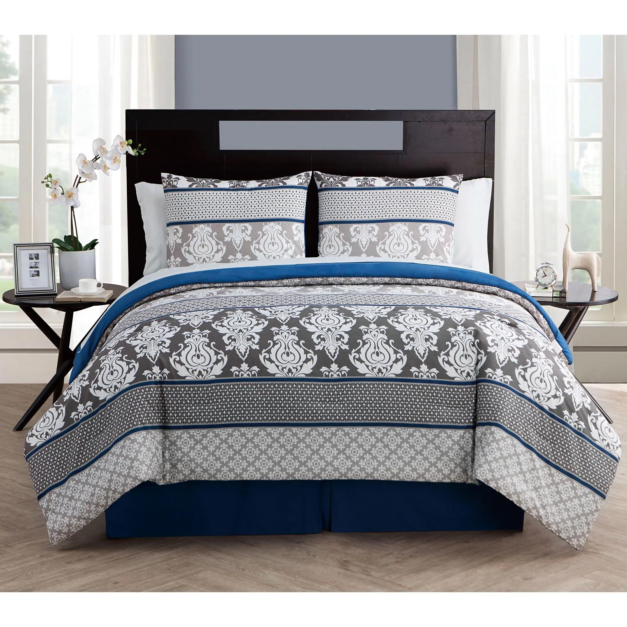VCNY Beckham 8-Piece Bed in a Bag - Queen