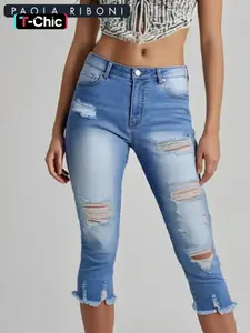 Women's Ripped Pocket Capri Denim Jeans, Casual Fashion Light Wash Raw Hem Capri Jeans for Daily Wear, Ladies Bottoms for All Seasons