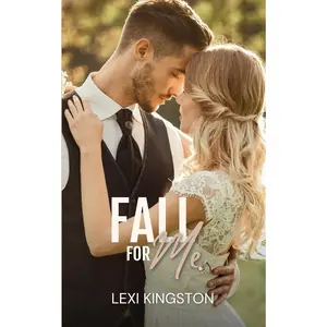 Fall for Me: A Sweet, Small-Town Summer Romance - Paperback