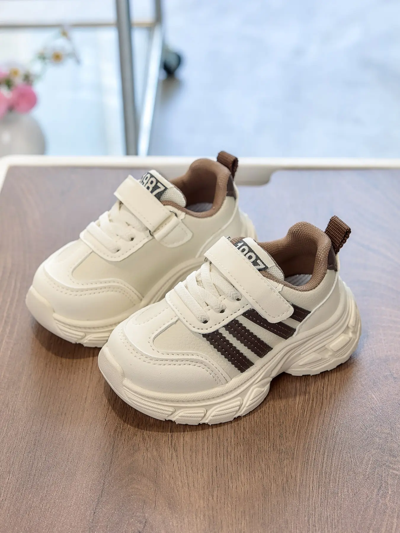 Toddler Vintage Off- Stripe Panel Sneaker with Velcro, Casual Low-Top Dad Shoes for All Seasons, Non-Slip and Comfortable, Kids Shoes, Trainers