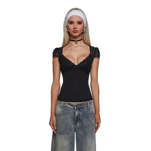 Top Romance Lace Top - Black