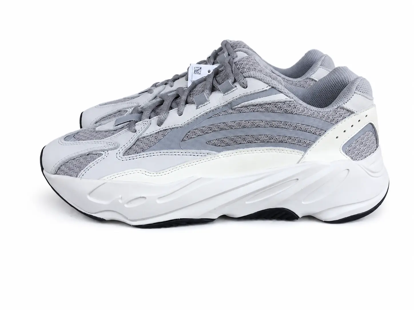 White and Grey Shoes - BOOST 700 White Grey Sneaker For Men Women, Basic Style Classic Runner