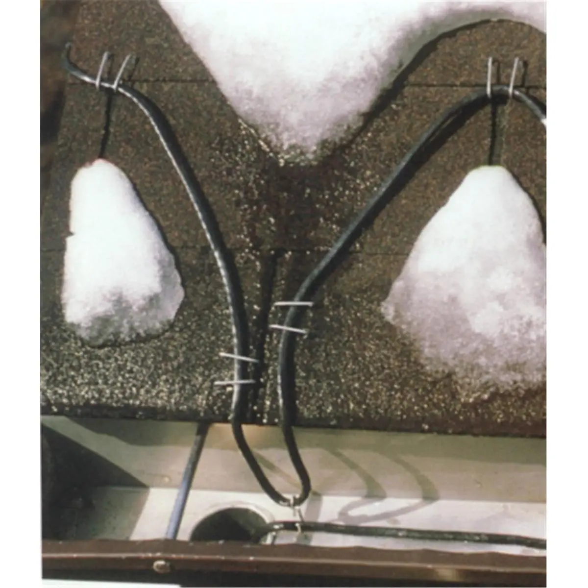 212 MAIN Easy Heat 120ft Roof-Gutter Kit, Versatile Design, Adapts to Most Roof and Gutter Configurations, Provides Uninterrupted Path