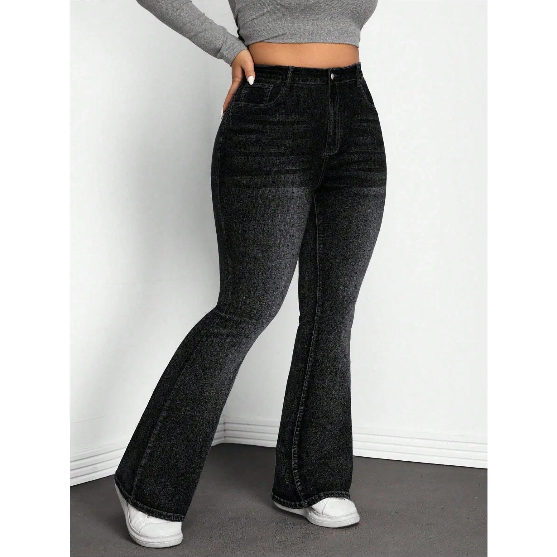 High-Waisted Flare Jeans for Women's Plus-Size, Vintage Chic Cropped Cut with Pockets, High Stretch Cotton Blend for Going Out, Bottom