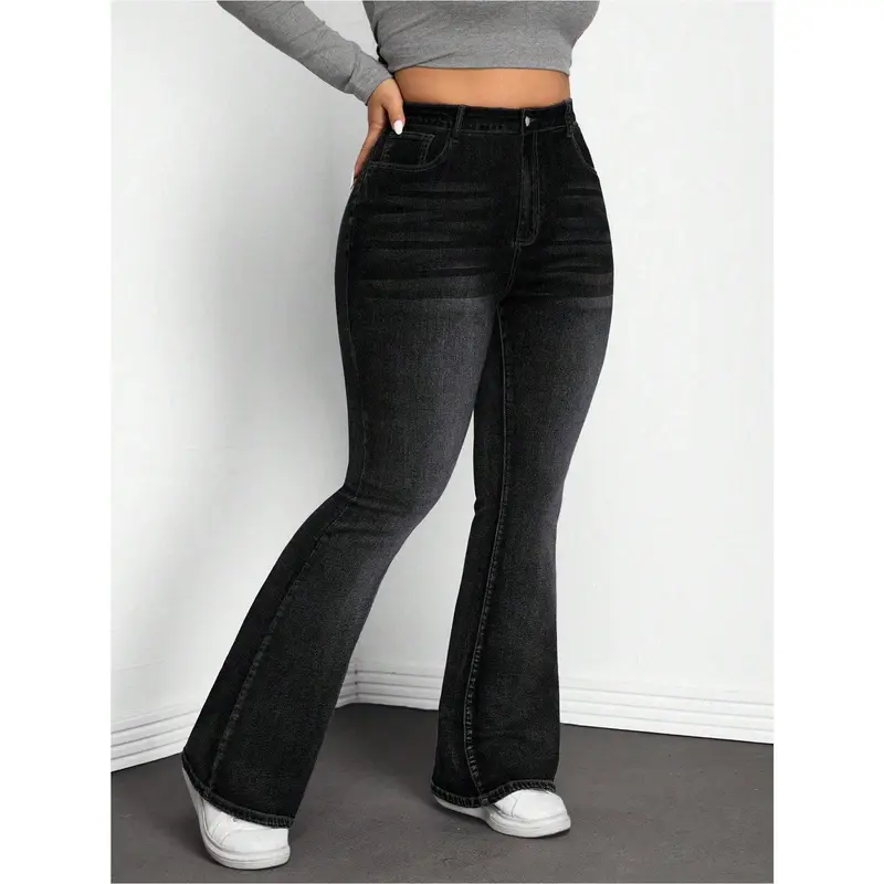 Women's Plus-Size High-Waisted Washed Sheer-Free Denim Flare Bottoms - Vintage Chic Cropped Leg, High-Stretch Cotton-Viscose-Polyester-Elastane Blend, Pockets, Zipper Fly, Solid Color, Easy Styling, All-Season Plus Size Women's Clothing for Going Out