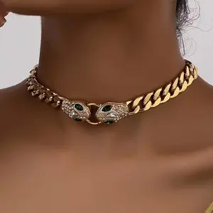 A fashionable, light-luxury snake-shaped metal chain necklace with a high-end design, hip-hop cool style, and unique personality for women