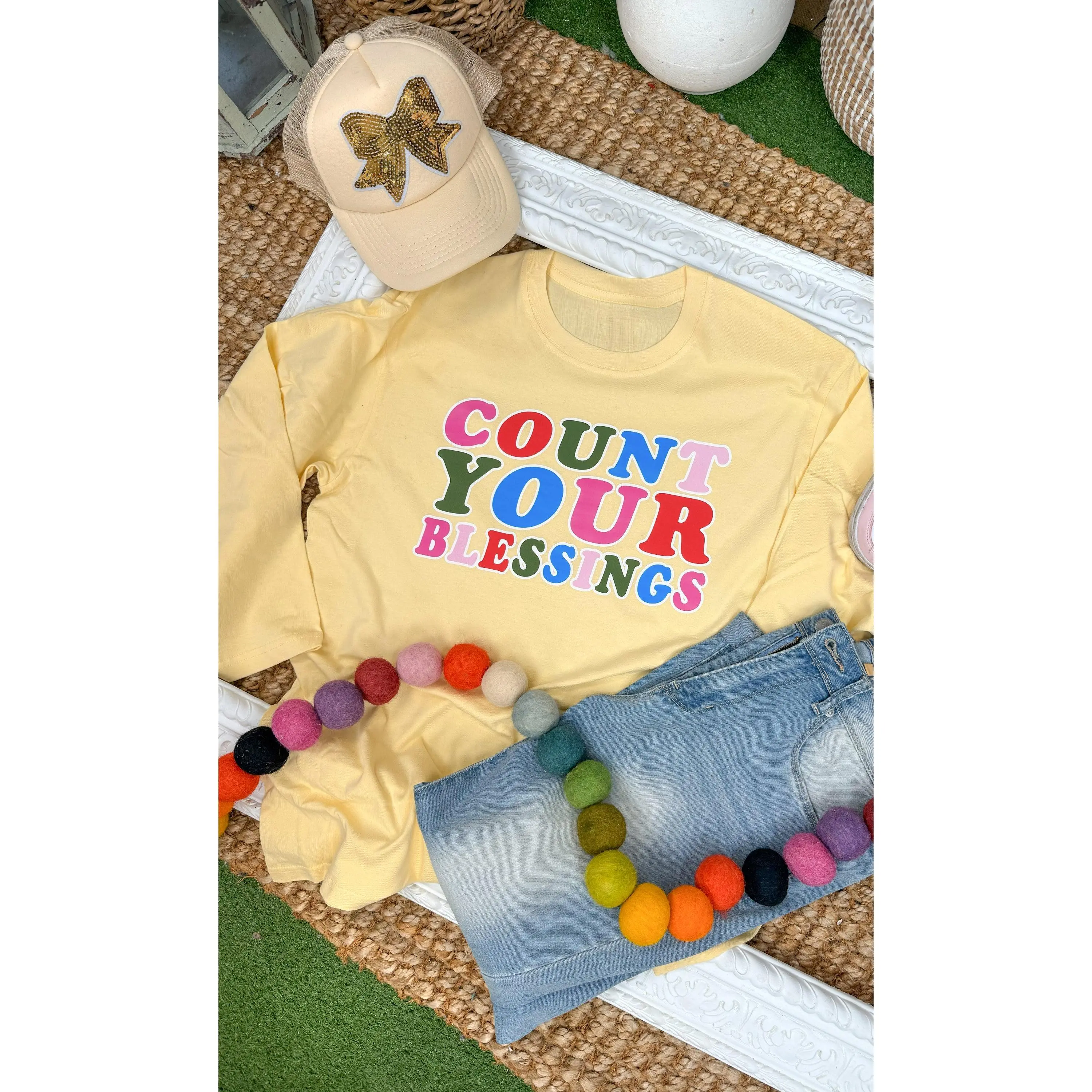 Tees2urdoor Women's Count Your Blessings Graphic Tee, Casual Long Sleeve Crew Neck T-Shirt for Thanksgiving, Lightweight Cotton Blend